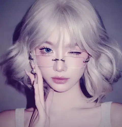 Loạt 90 Ảnh Gái Xinh Ngầu Đeo Kính thần thái bad girl và visual lạnh lùng cực chất